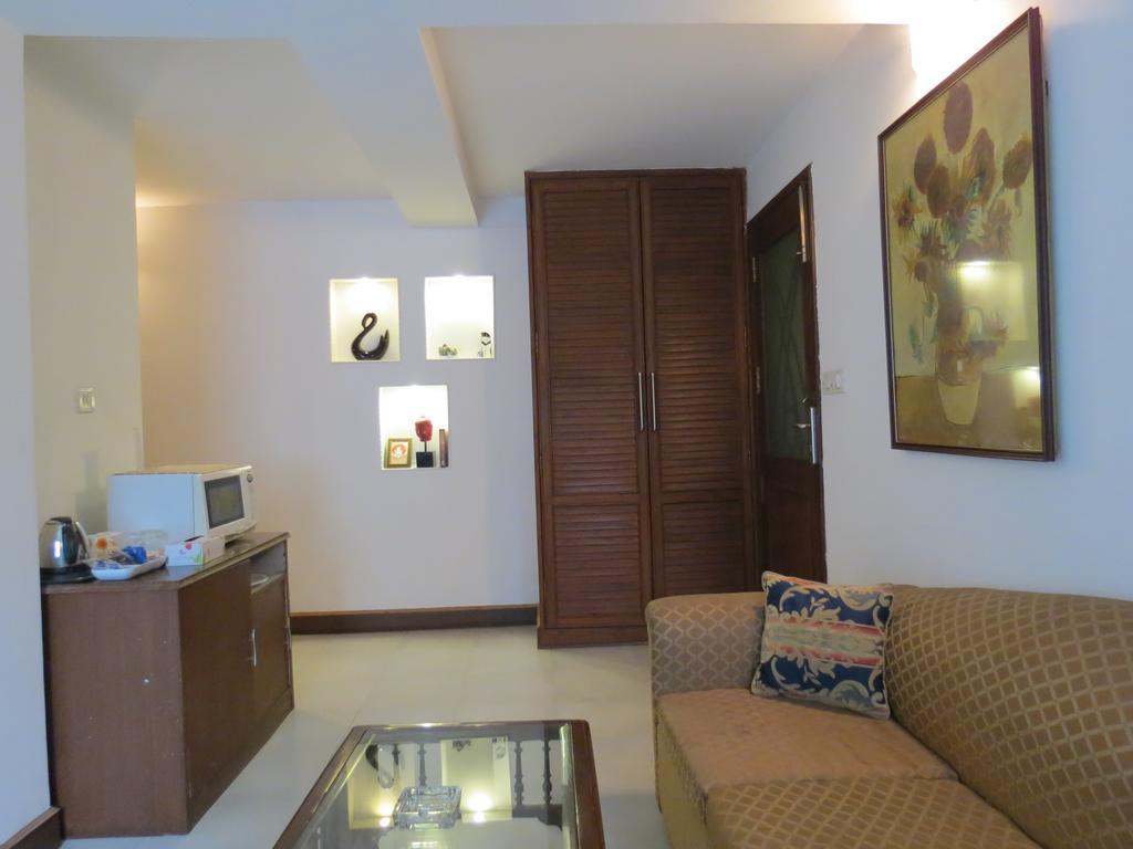 Trendy Bed & Breakfast New Delhi Exterior photo