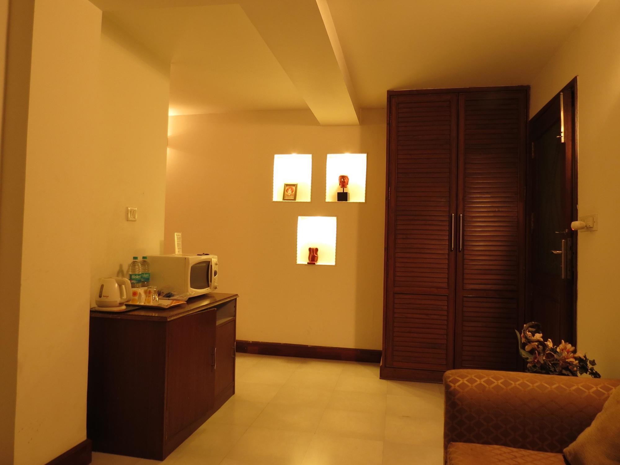 Trendy Bed & Breakfast New Delhi Exterior photo